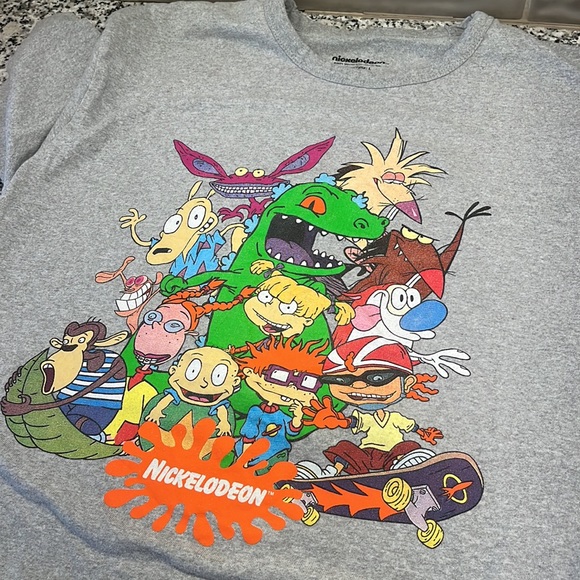 Size L Nickelodeon T Shirt in excellent condition - Picture 1 of 4
